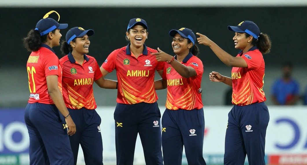 দুই কোচের বিদায়, এক করিডোরের গল্প: পাঞ্জাব কিংস থেকে শেফিল্ড শিল্ড