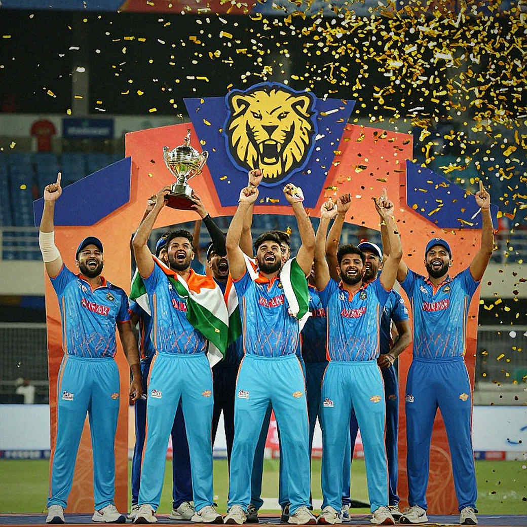 মাঠের বাইরের এক ম্যাচ: খালি তথ্যপুঁজিই বলে দিল বিশ্লেষণ-ব্যবস্থার আসল অবস্থা