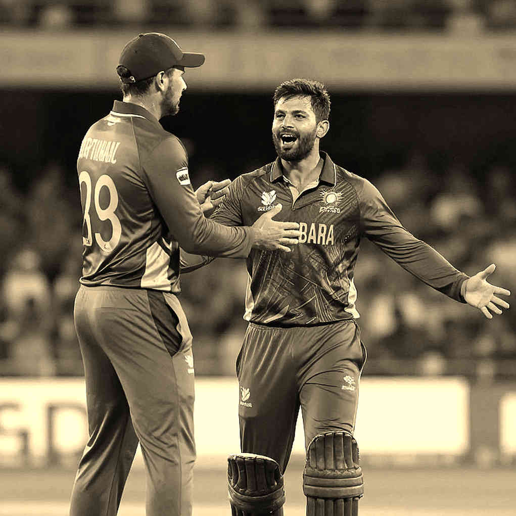 শামির ফেরার দরজা: ঘরোয়া উইকেটের চারটি মাথা, নিউজিল্যান্ডের সবুজ ঘাস আর একটি অসমাপ্ত হিসাব