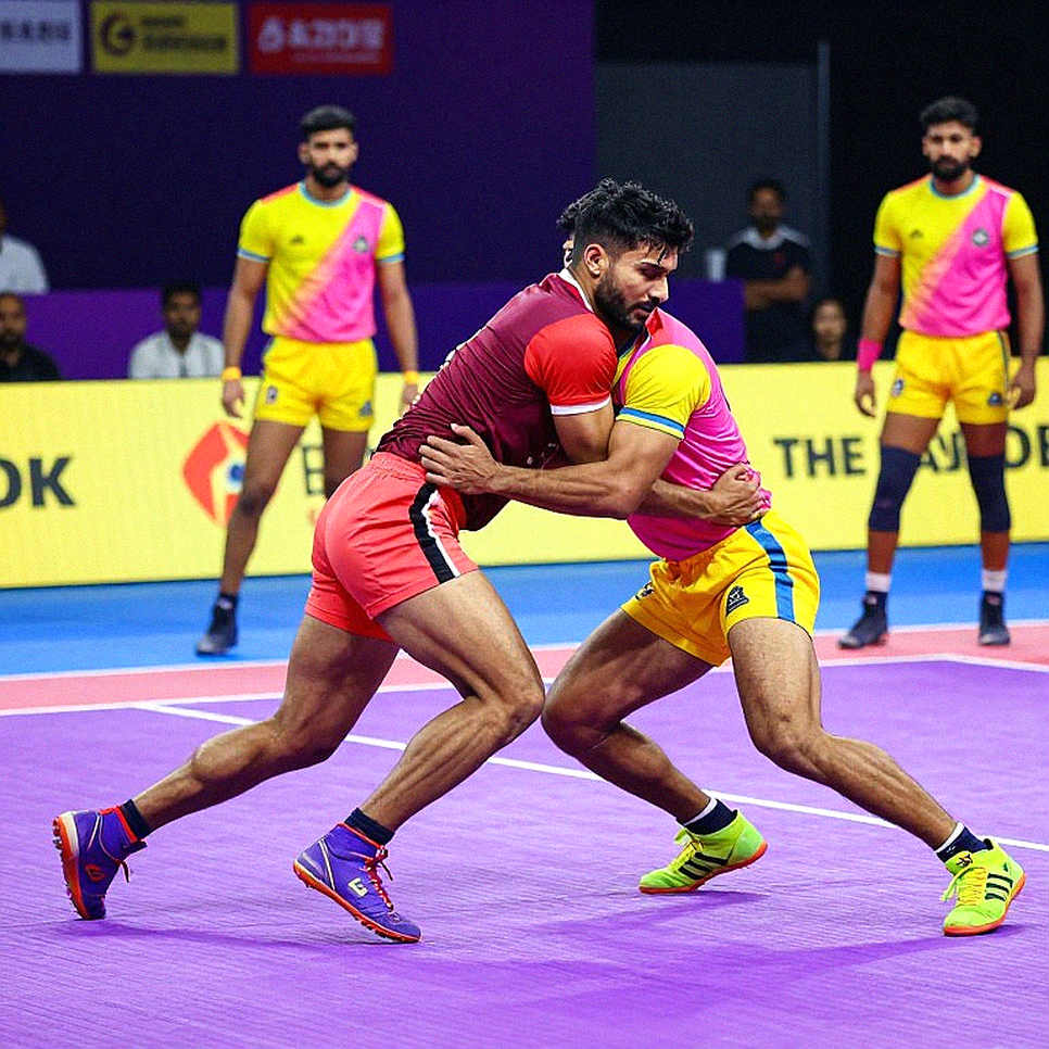 ৩৭–৩৪-এর ভেতরের পাঁচ পয়েন্ট: ইরানের বোনাস-ধৈর্য, ভারতের সংখ্যা-যুদ্ধ আর একটি অসম্পূর্ণ স্কোরকার্ড