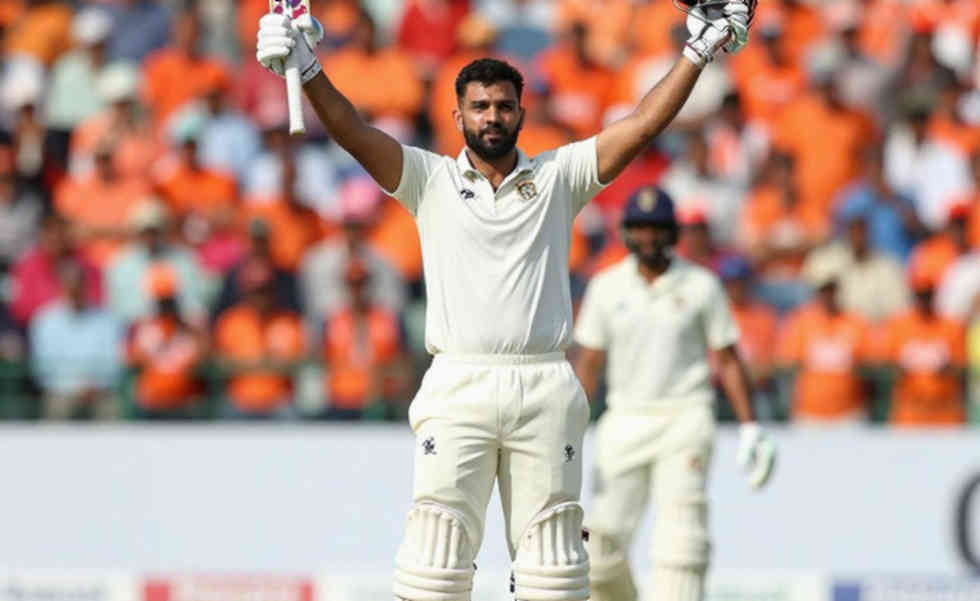 রেনশোর শতক: দশ বছরের অপেক্ষা, নাকি এক ইনিংসের ফ্রিজ-ফ্রেম?